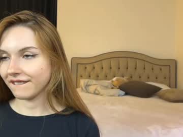 girl
        linda_morgans cam image #6582851
