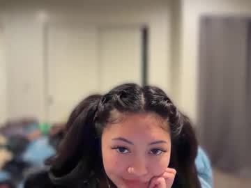 girl
        millianns cam image #5854025