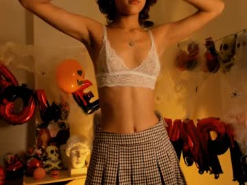 girl
        lenaelisabeth cam image #2763402