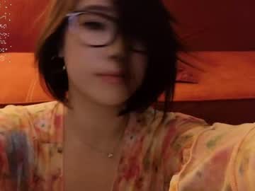 girl
        kimi_kay cam image #4069060