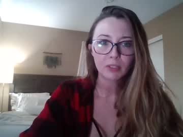 girl
        mileymadness cam image #398373