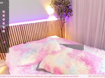 girl
        little_effy18 cam image #3777465