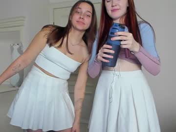 girl
        eleonora_linn cam image #50702