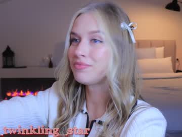 girl
        ella_twinkle cam image #3568120