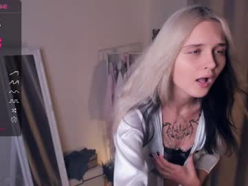 girl
        mine_secrtsxxx cam image #2282512