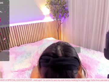 girl
        little_effy18 cam image #3777365