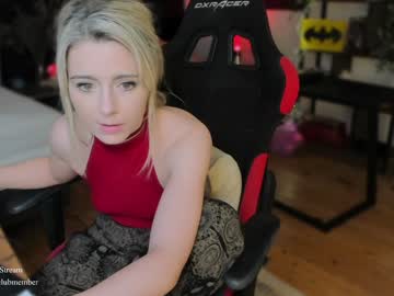 girl
        kimilee22 cam image #5093135