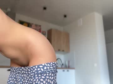 girl
        shyrubate cam image #5318551