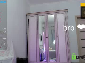 girl
        small_blondee cam image #589658