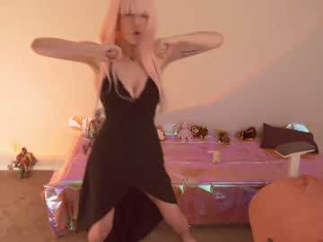 girl
        rhaenys cam image #156907