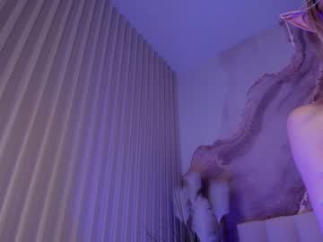 girl
        alicebels cam image #4139313