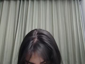 girl
        hellen_garcia cam image #5843219