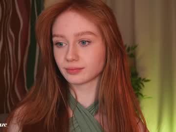 girl
        lizzy_blaze cam image #3819893