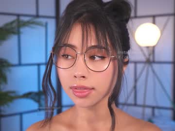 girl
        gigi_ulala cam image #4303225