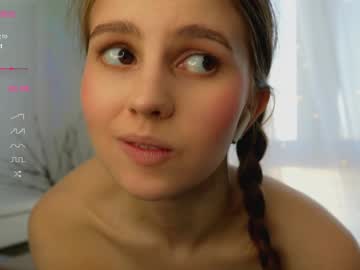 girl
        fluffy_angel cam image #4945574