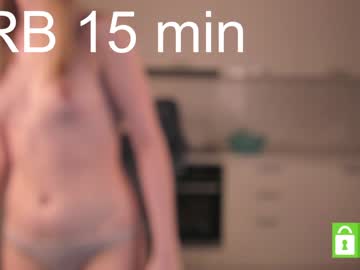 girl
        annareffett0 cam image #714146