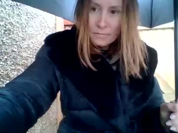 girl
        eatmypie69 cam image #2934071