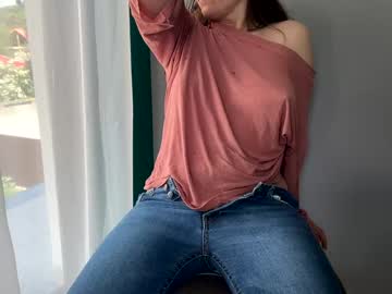 girl
        nyconik cam image #6712118
