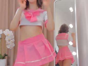 girl
        sarahlynnxx cam image #1555404