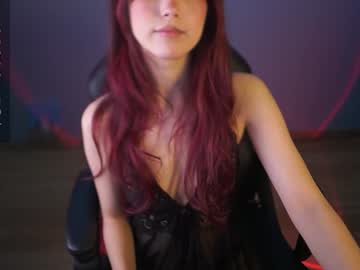 girl
        greeny_mat cam image #5170506