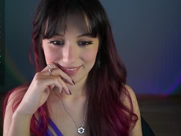 girl
        greeny_mat cam image #6089505