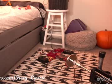 girl
        fiery_redhead cam image #2722266