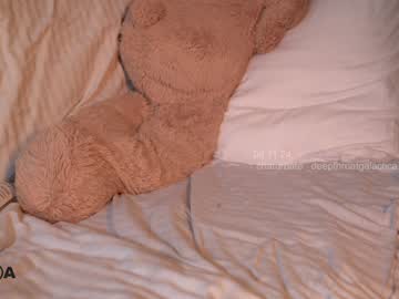 girl
        _deepthroatgalactica cam image #5434643