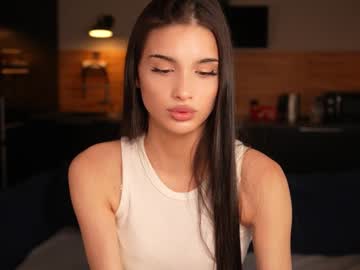 girl
        pixelmuse cam image #4579294