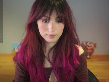 girl
        greeny_mat cam image #5364449