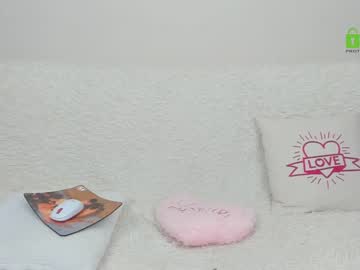 girl
        katya_loves cam image #540400