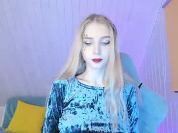 girl
        oh_honey_ cam image #117667