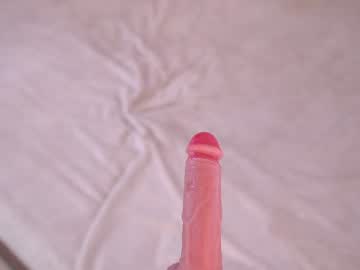 girl
        bellacle cam image #5762984