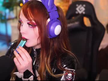 girl
        faith_chan cam image #4223764