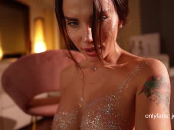 girl
        therealbonnieclydex cam image #3282871