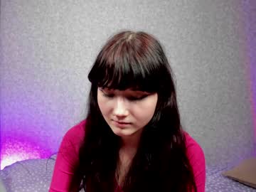 girl
        miya_oni cam image #24300