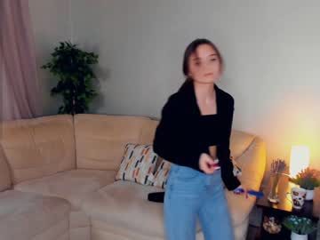 girl
        engelellick cam image #3740725