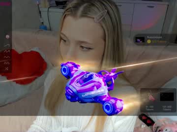 girl
        elly_ary cam image #1507148