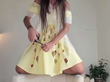 girl
        shena_nomy cam image #4273368