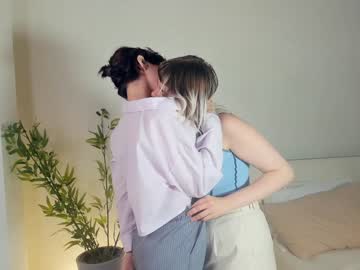 couple
        hoiiy_cute cam image #2192373