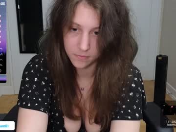 girl
        alexa_dream cam image #2190363