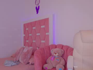 girl
        nicolle_mitchelle cam image #4326897