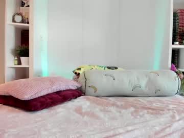 girl
        mis_eva cam image #1366524
