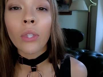 girl
        _demi_dee_ cam image #4982683