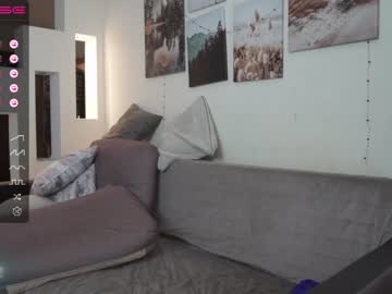 girl
        oxxme cam image #2733173