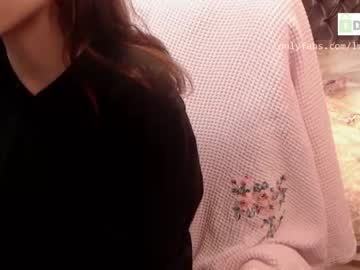 girl
        lilamytee1 cam image #1246602