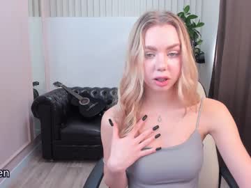girl
        cassie_palmer cam image #2934742