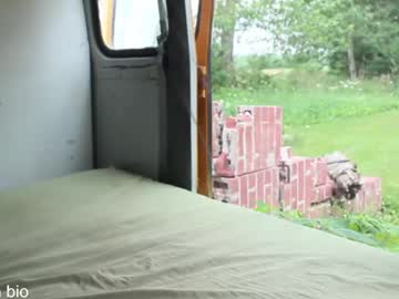 couple
        busbuddies cam image #4644732