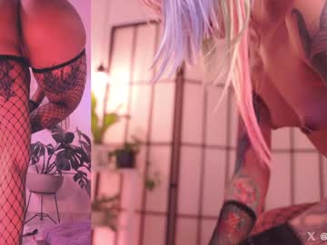 girl
        kittymolly_ cam image #4439346