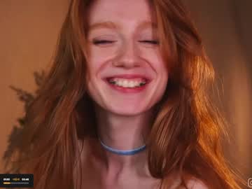 girl
        lizzy_blaze cam image #4640922