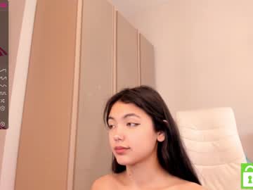 girl
        tin_zhi cam image #1155578